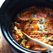 Super Easy Skinny Veggie Crockpot Lasagna - a handful of simple ingredients for a healthy family dinner. | https://health-better.today